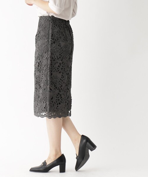index（インデックス）の「◆≪新色追加≫ボタニカルレースタイトスカート【洗濯機洗い可】（スカート・レディース・チャコールグレー/ブルー/ライトグレー系4/ピンク系・36/38/40/42）」の16枚目の写真