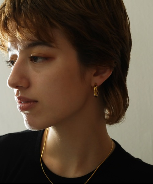 ORLEAN(オルレアン)の「金属アレルギー対応 ニュアンスドロップラウンドピアス 両耳用 サージカルステン(ピアス(両耳用)・レディース・ゴールド/シルバー・フリー)」の14枚目の写真