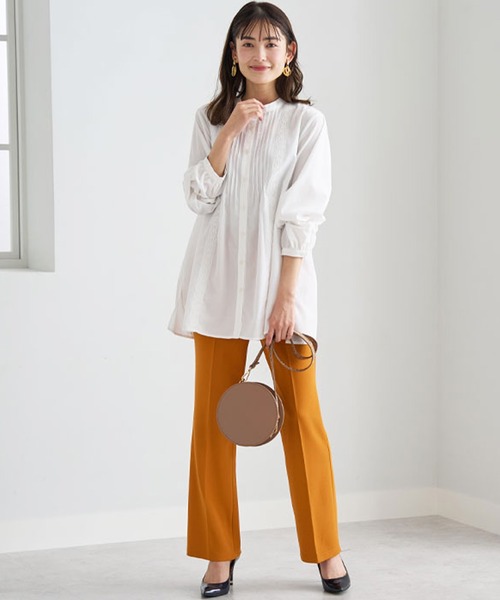 BELLUNA（ベルーナ）の「ピンタック＆華やかレースシャツチュニック（チュニック・レディース・ライム/オフホワイト/チャコール/ワイン・X-LARGE/LARGE/MEDIUM）」の7枚目の写真