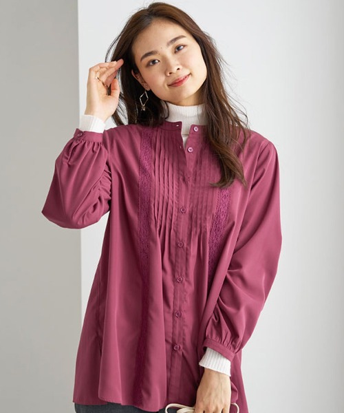 BELLUNA（ベルーナ）の「ピンタック＆華やかレースシャツチュニック（チュニック・レディース・ライム/オフホワイト/チャコール/ワイン・X-LARGE/LARGE/MEDIUM）」の14枚目の写真