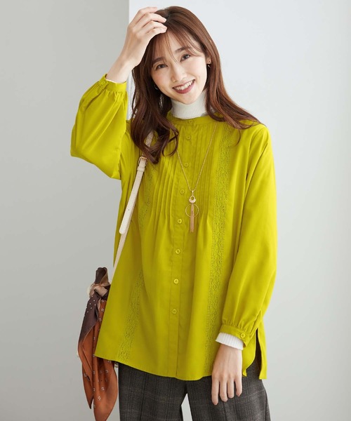 BELLUNA（ベルーナ）の「ピンタック＆華やかレースシャツチュニック（チュニック・レディース・ライム/オフホワイト/チャコール/ワイン・X-LARGE/LARGE/MEDIUM）」の19枚目の写真