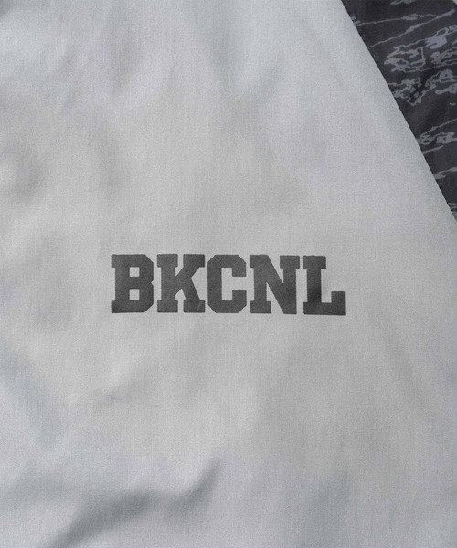 Back Channel(バックチャンネル)の「NYLON PULLOVER(ナイロンジャケット・メンズ・ブラック/グレー・MEDIUM/LARGE/X-LARGE/XX-LARGE)」の3枚目の写真