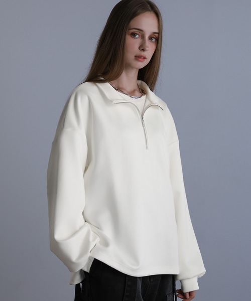 LILL フェイクスウェードビッグシルエットドレープ長袖ハーフジップカットソー LILL（リル）の「サイドスリットコットンポンチ⁄フェイクスウェード