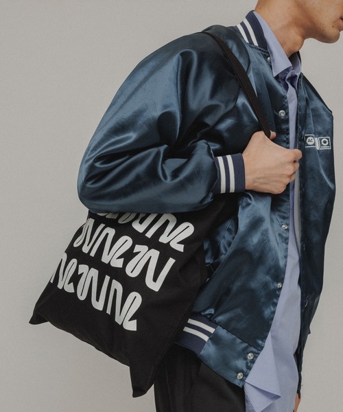 M TO R（ムウトアール）の「［BAG］ M TO R ORIGINAL LOGO CANVAS TOTE（トートバッグ・レディース・キナリ/ブラック/ブルー・FREE）」の8枚目の写真