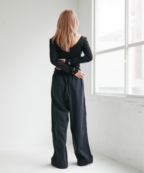 【ebure】ショルダーストラップカットソー ワンオフショルダーストラップニット-4color | ファッション通販