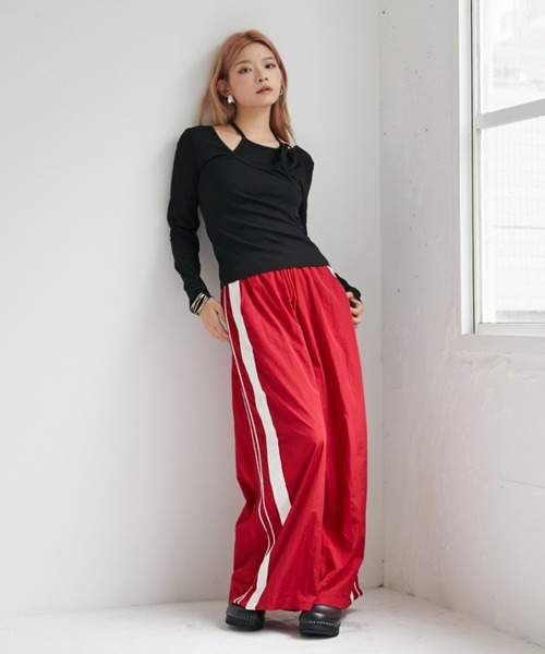 VeLV（ヴェルヴ）の「NECK STRAP TOPS  ネックストラップトップス（Tシャツ/カットソー・レディース・ブルー/ブラック・FREE）」の16枚目の写真