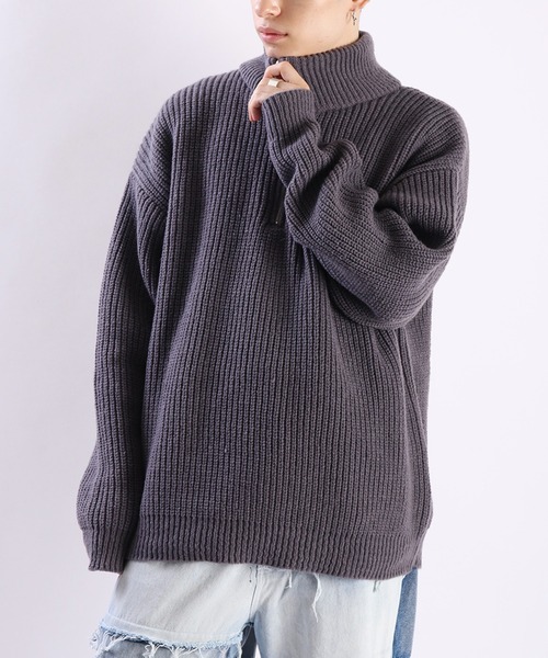 WESTSEA(ウエストシー)の「オーバーサイズ ハーフジップ ハイネック 長袖(ニット/セーター・メンズ・グレー/オフホワイト/ブラック/チャコール・M/L)」の4枚目の写真
