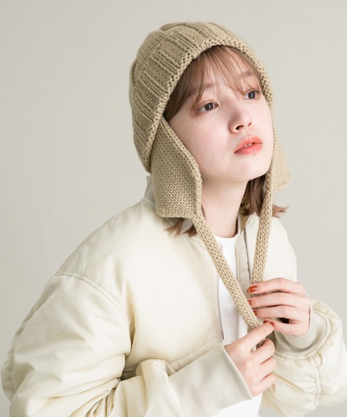 KBF(ケイビーエフ)の「フライトニットCAP(ニットキャップ/ビーニー・レディース・ベージュ/チャコールグレー・ONE)」の9枚目の写真