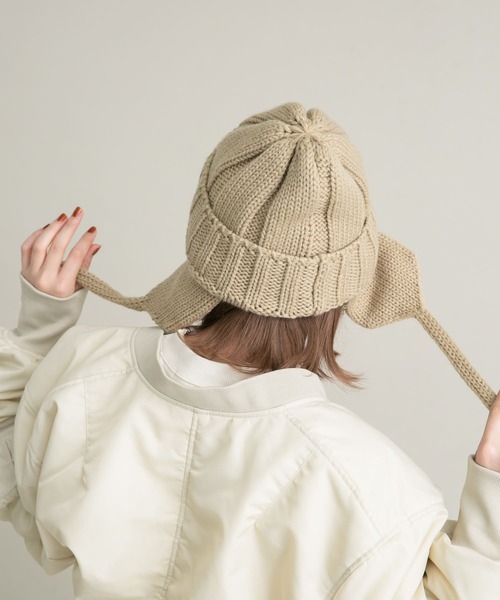 KBF(ケイビーエフ)の「フライトニットCAP(ニットキャップ/ビーニー・レディース・ベージュ/チャコールグレー・ONE)」の10枚目の写真