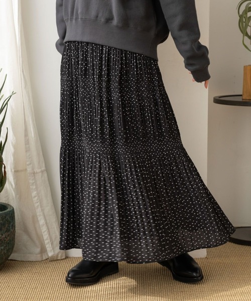 LOWRYS FARM（ローリーズファーム）の「マジョリカプリーツスカート 　990262（ワンピース・レディース・ネイビー/ブラック/ブラック系その他・FREE）」の3枚目の写真