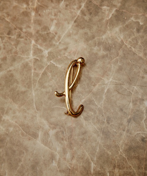 ADAM ET ROPE'（アダムエロペ）の「イニシャルブローチ（ブローチ/コサージュ・レディース・イエロー系その他3/ブラック系その他2/ホワイト系その他7/ライトグレー/チャコールグレー/ブラウン系その他/スミクロ/オフホワイト/ダークブラウン/ホワイト系その他4/ブラック系その他3/キャメル/グレー系その他/キナリ/ブラウン系その他3/ブラック系その他/ホワイト系その他6/ブラック/ホワイト系その他2/ホワイト系その他3/ホワイト系その他5/ブラウン/ブラウン系その他2/ホワイト系その他/グレー/ホワイト・FREE）」の20枚目の写真