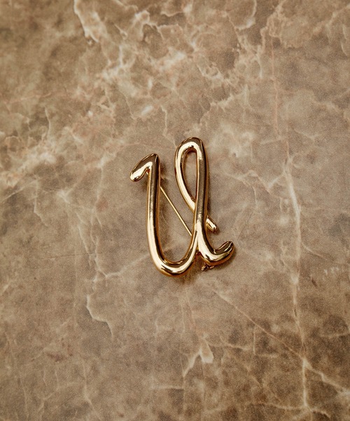 ADAM ET ROPE'（アダムエロペ）の「イニシャルブローチ（ブローチ/コサージュ・レディース・イエロー系その他3/ブラック系その他2/ホワイト系その他7/ライトグレー/チャコールグレー/ブラウン系その他/スミクロ/オフホワイト/ダークブラウン/ホワイト系その他4/ブラック系その他3/キャメル/グレー系その他/キナリ/ブラウン系その他3/ブラック系その他/ホワイト系その他6/ブラック/ホワイト系その他2/ホワイト系その他3/ホワイト系その他5/ブラウン/ブラウン系その他2/ホワイト系その他/グレー/ホワイト・FREE）」の22枚目の写真