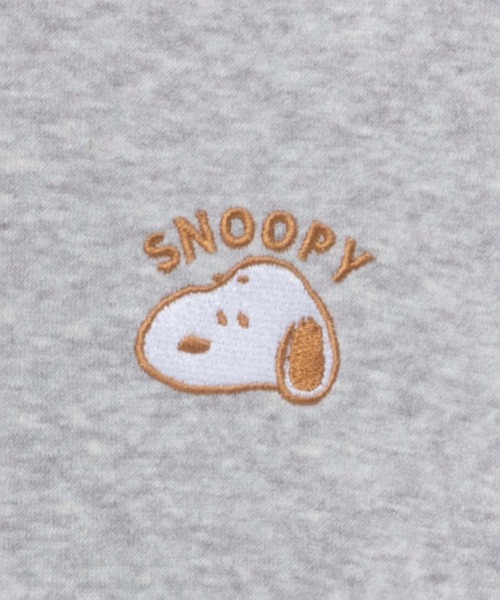 PEANUTS(ピーナッツ)の「PEANUTS SNOOPY デザインルーズトレーナー(スウェット・レディース・ライトグリーン/杢グレー/グレイッシュベージュ・フリ-)」の19枚目の写真