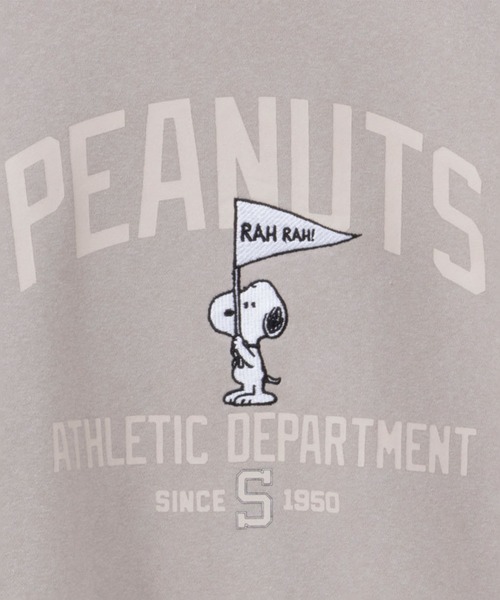 PEANUTS(ピーナッツ)の「PEANUTS SNOOPY デザインルーズトレーナー(スウェット・レディース・ライトグリーン/杢グレー/グレイッシュベージュ・フリ-)」の21枚目の写真