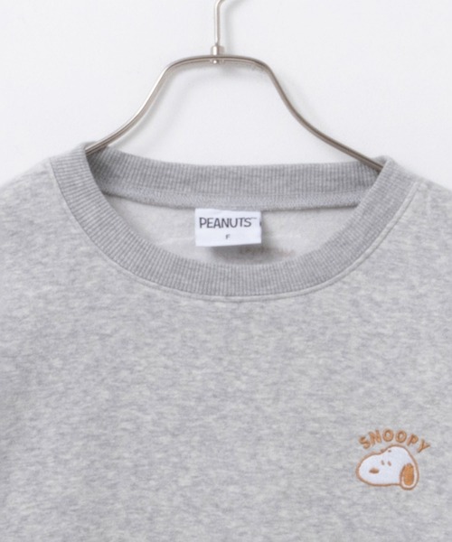 PEANUTS(ピーナッツ)の「PEANUTS SNOOPY デザインルーズトレーナー(スウェット・レディース・ライトグリーン/杢グレー/グレイッシュベージュ・フリ-)」の7枚目の写真
