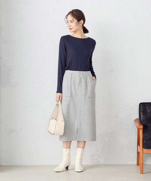 COMME CA ISM（コムサイズム）の「前後２ｗａｙ　リブロンＴ（Tシャツ/カットソー・レディース・ブラック/ネイビー/ライトグレー/ホワイト・MEDIUM/LARGE）」の11枚目の写真