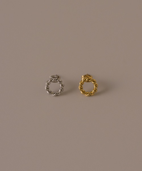 muku(ムク)の「金属アレルギー対応 ロープサークルピアス/サージカルステンレス/316L(ピアス(両耳用)・レディース・ゴールド/シルバー・FREE)」の5枚目の写真