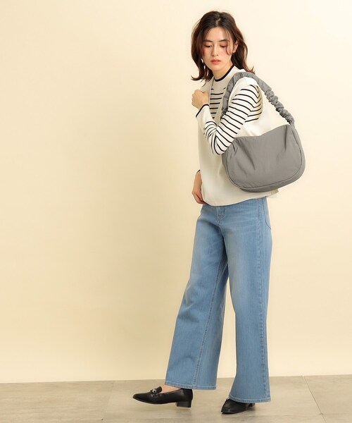 grove(グローブ)の「◆ドロストラウンドナイロンショルダー(ショルダーバッグ・レディース・ブラック/ライトグレー/アイボリー/ダークグレー・00)」の8枚目の写真