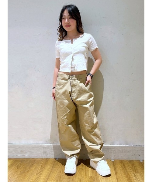 GAP（ギャップ）の「Gapflex バギーフィット モダンカーキパンツ（チノパンツ・メンズ・ブラック/ベージュ/ネイビー/グリーン/ブラック系その他・32W 30L/29W 30L/30W 30L/31W 30L/31W 32L/32W 32L/33W 32L/34W 32L/36W 32L/28W 30L）」の18枚目の写真