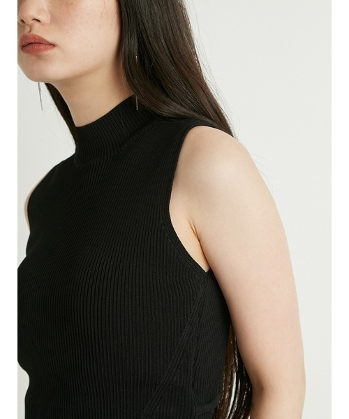 LILY BROWN(リリーブラウン)の「カップインリブニットトップス(ニット/セーター・レディース・アイボリー/ブラック/ブルー/シルバー・FREE)」の20枚目の写真
