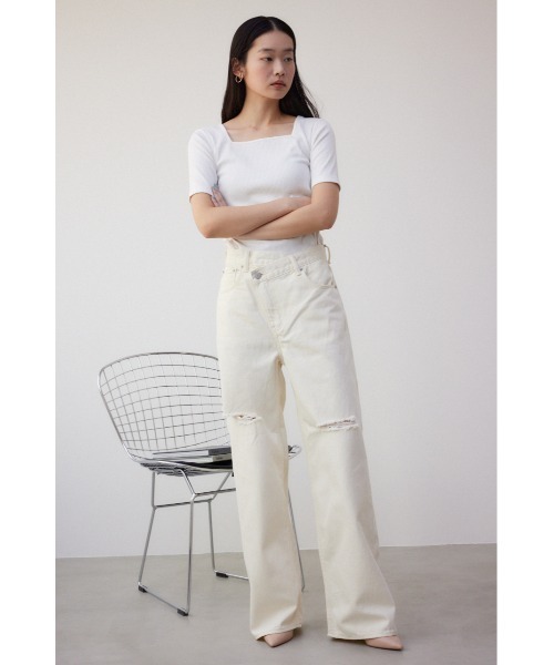 AZUL by moussy（アズールバイマウジー）の「AZUL DENIM ダメージラップデニム（デニムパンツ・レディース・アイボリー/ライトブルー・SMALL/MEDIUM）」の5枚目の写真