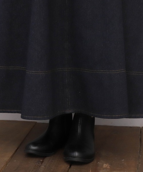 mil(ミル)の「【150㎝前後の小柄さんサイズ】ハイウエストデニムフレアスカート(スカート・レディース・ブラック/ネイビー・M/XS/S)」の5枚目の写真