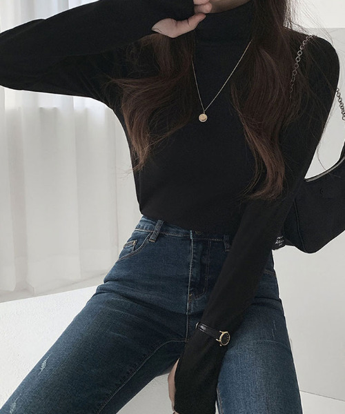 VIVID LADY(ビビッドレディー)の「ハイネック トップス レディース(Tシャツ/カットソー・レディース・グレー/アイボリー/ブラック/チャコールグレー/ベージュ/スカイブルー・FREE)」の3枚目の写真