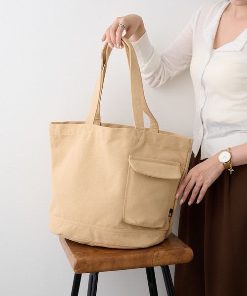 ROOTOTE(ルートート)の「【ROOTOTE】SN.ミディアム.リサイクルコットン-D トートバッグ 1018(トートバッグ・レディース・ブラック/グレー/カーキ/アイボリー/ラベンダー/グリーン/イエロー/ライトパープル/レッド/グリーン系1/オレンジ/ライトイエロー/ブルー/ブラック系1/ライトグリーン/ベージュ/カーキ系1/ブルー系その他/グレー系その他・FREE)」の6枚目の写真