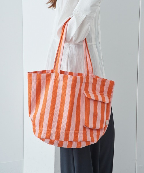 ROOTOTE(ルートート)の「【ROOTOTE】SN.ミディアム.リサイクルコットン-D トートバッグ 1018(トートバッグ・レディース・ブラック/グレー/カーキ/アイボリー/ラベンダー/グリーン/イエロー/ライトパープル/レッド/グリーン系1/オレンジ/ライトイエロー/ブルー/ブラック系1/ライトグリーン・FREE)」の15枚目の写真