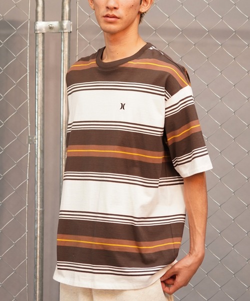 Hurley （ハーレー）の「Hurley/ハーレー 半袖Tee ルーズシルエット パネルボーダー MSS2411019（Tシャツ/カットソー・メンズ・グリーン系その他/ブラウン系その他/グレー系その他・M/L）」の3枚目の写真