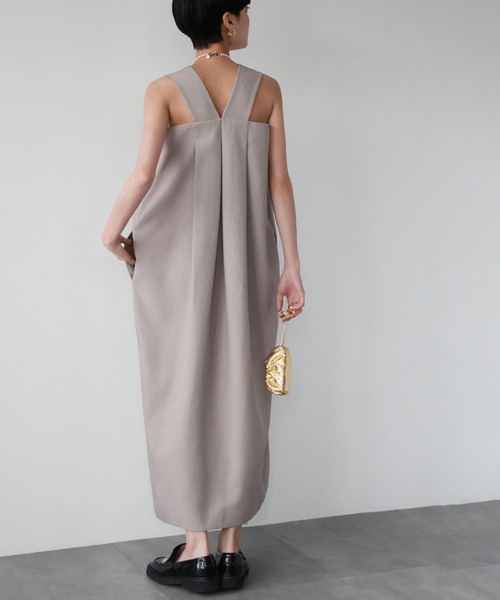 ELFRANK（エルフランク）の「コクーンロングジャンパースカート（ジャンパースカート・レディース・ベージュ/ブラック・FREE）」の17枚目の写真