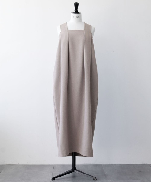 ELFRANK（エルフランク）の「コクーンロングジャンパースカート（ジャンパースカート・レディース・ベージュ/ブラック・FREE）」の18枚目の写真