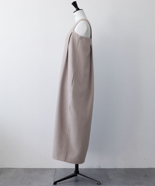 ELFRANK（エルフランク）の「コクーンロングジャンパースカート（ジャンパースカート・レディース・ベージュ/ブラック・FREE）」の19枚目の写真