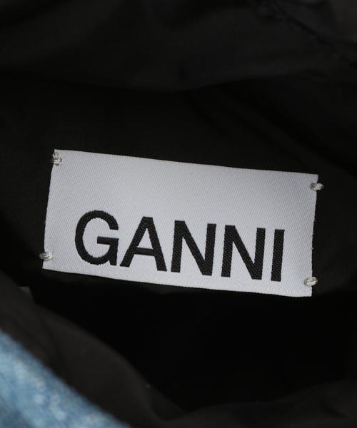 U by SPICK&SPAN（ユーバイスピックアンドスパン）の「【GANNI / ガニー】 Recycled Tech Mini Tote Denim（ショルダーバッグ・レディース・サックスブルー・FREE）」の17枚目の写真