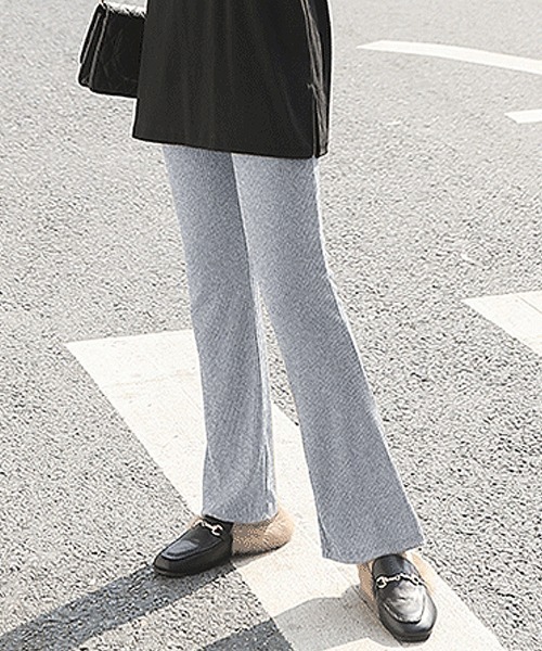 COCOMOMO（ココモモ）の「[選べる2タイプ] フレアパンツ リブパンツ イージーパンツ スリット入り/スリットなし 春服 夏服（その他パンツ・レディース・ピンク/ホワイト系その他/グリーン系/ピンク系/ライトグレー/ライトグレー系/ベージュ系/ダークグレー/ブラック系/グレー系/ブラック/ホワイト系/ブラウン系/ホワイト/ベージュ/ブラウン・FREE）」の8枚目の写真