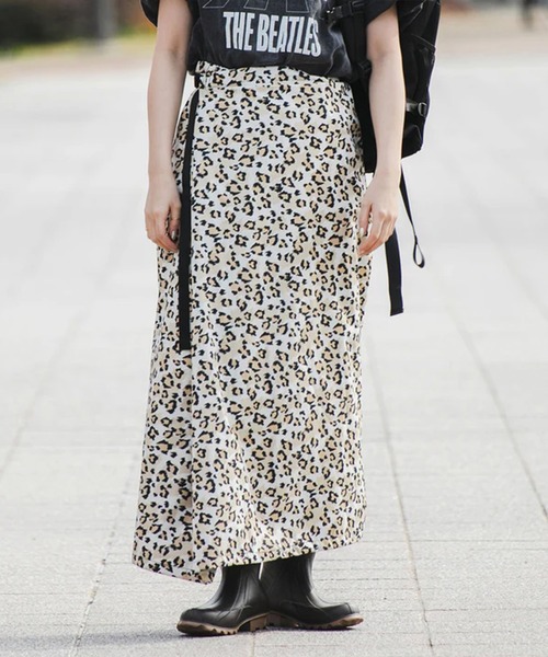 KiU（キウ）の「KiU/キウ ウォータープルーフロンジースカート K212（レインコート/ポンチョ・メンズ・ブラック/オリーブ/ベージュ/ブラック×ホワイト/レオパード・FREE）」の5枚目の写真