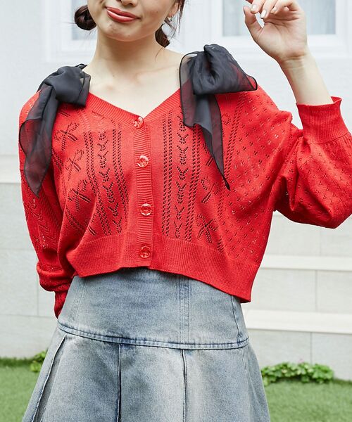 MAJESTIC LEGON（マジェスティックレゴン）の「リボン透かし編みカーディガン（カーディガン/ボレロ・レディース・ピンク/レッド/グリーン/ブルー/アイボリー/ブラック・MEDIUM）」の11枚目の写真