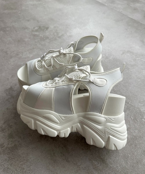 apres jour mignon(アプレジュールミニョン)の「厚底スポーツサンダル【ZOZOTOWN限定アイテム】(サンダル・レディース・ブラック/アイボリー・LARGE/MEDIUM/SMALL)」の15枚目の写真