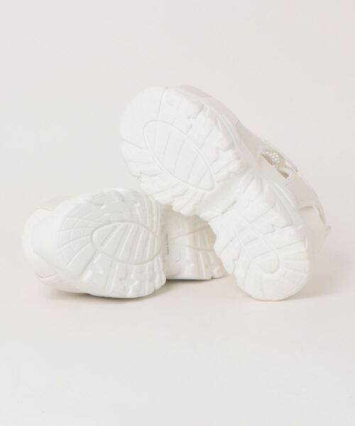 apres jour mignon(アプレジュールミニョン)の「厚底スポーツサンダル【ZOZOTOWN限定アイテム】(サンダル・レディース・ブラック/アイボリー・LARGE/MEDIUM/SMALL)」の3枚目の写真