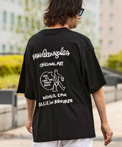 Mark Gonzales(マーク・ゴンザレス)の「【WEB・直営店限定】MARK GONZALES ARTWORK COLLECTION(マーク ゴンザレス)バックプリント半袖Tシャツ/4type/4colors(Tシャツ/カットソー・メンズ・ブルー系その他2/ブルー系その他3/ブルー系その他4/ホワイト系1/ホワイト系2/ホワイト系3/ホワイト系4/ブラック系1/ブラック系2/ブラック系3/ブラック系4/ベージュ系1/ベージュ系2/ベージュ系3/ベージュ系4/ブルー系その他・M/L/XL)」の5枚目の写真