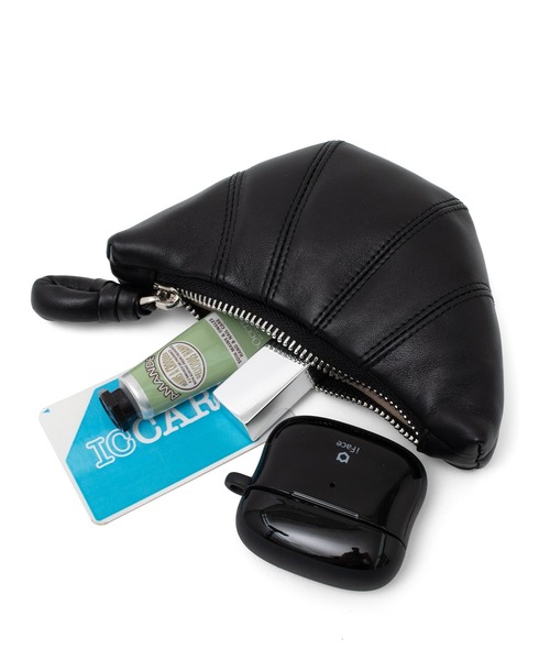 セール】羊革クロワッサン型ポーチ（ポーチ）｜VitaFelice（ヴィータ