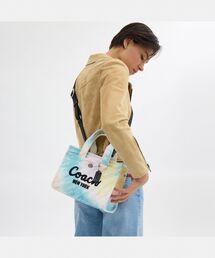 COACH（コーチ）の「カーゴ トート バッグ 26・レインボー タイ
