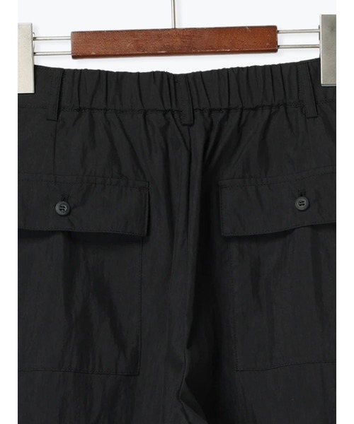 Te chichi（テチチ）の「カーゴデザインパラシュートパンツ（カーゴパンツ・レディース・ブラック/カーキ/オフホワイト・F）」の7枚目の写真