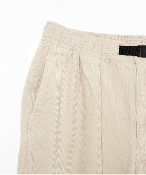 BEAMS(ビームス)の「コーデュロイ バギー テーパード イージーパンツ(その他パンツ・メンズ・チャコールグレー/ホワイト系その他/ベージュ・SMALL/MEDIUM/LARGE/X-LARGE)」の9枚目の写真