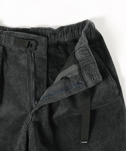 BEAMS(ビームス)の「コーデュロイ バギー テーパード イージーパンツ(その他パンツ・メンズ・チャコールグレー/ホワイト系その他/ベージュ・SMALL/MEDIUM/LARGE/X-LARGE)」の15枚目の写真