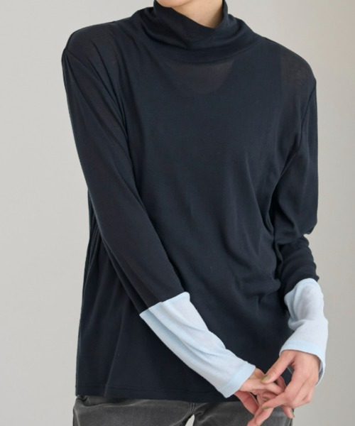 UNDOVE(アンドゥーブ)の「<UNDOVE>【アンチピリング/洗濯機OK/敏感肌さん用/シアーインナー/オーガニックコットン100%/透け感トップス/配色デザイン/首元カバー】衿選べる綿100シアープルオーバー/ハイネック(Tシャツ/カットソー・レディース・ブラック系その他/ホワイト系その他/ブルー系その他・MEDIUM/LARGE/X-LARGE)」の2枚目の写真