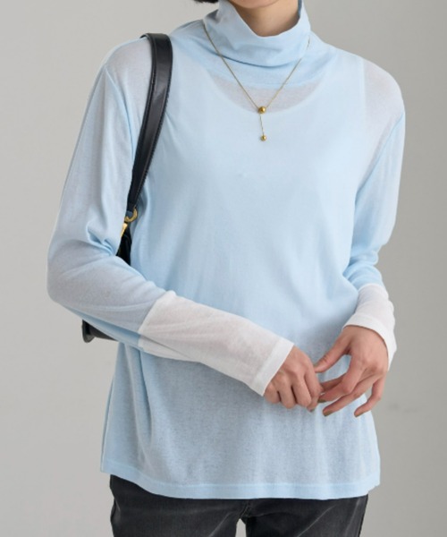 UNDOVE(アンドゥーブ)の「<UNDOVE>【アンチピリング/洗濯機OK/敏感肌さん用/シアーインナー/オーガニックコットン100%/透け感トップス/配色デザイン/首元カバー】衿選べる綿100シアープルオーバー/ハイネック(Tシャツ/カットソー・レディース・ブラック系その他/ホワイト系その他/ブルー系その他・MEDIUM/LARGE/X-LARGE)」の4枚目の写真