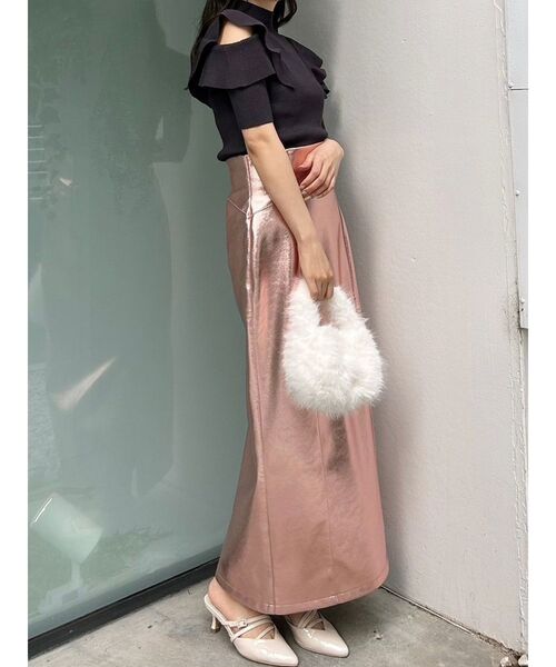 MERCURYDUO(マーキュリーデュオ)の「オープンショルダーラッフルボトルネックニット(ニット/セーター・レディース・チャコールグレー/ブラック/パープル/オフホワイト/ベビーピンク・FREE)」の12枚目の写真