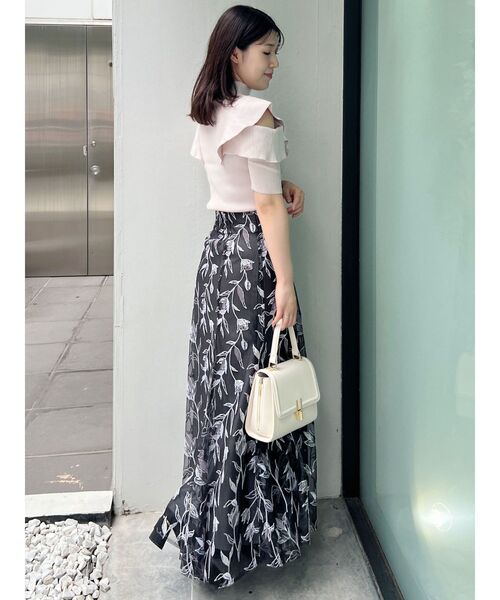 MERCURYDUO(マーキュリーデュオ)の「オープンショルダーラッフルボトルネックニット(ニット/セーター・レディース・チャコールグレー/ブラック/パープル/オフホワイト/ベビーピンク・FREE)」の17枚目の写真