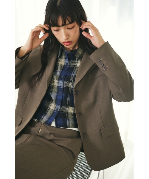 MIEL CRISHUNANT(ミエルクリシュナ)の「ショート丈チェックシャツ(シャツ/ブラウス・レディース・ブラック/ブルー・FREE)」の4枚目の写真